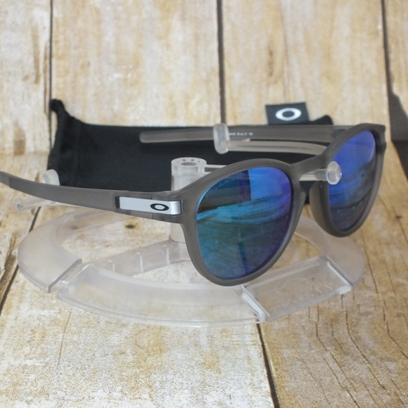 Oakley Asia Fit Polarized LATCH Matte Grey Sapphir - Picture 5 of 8